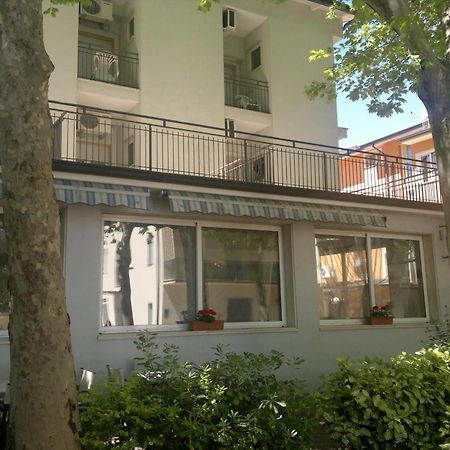 Blue Hotel تْشيزيناتيكو المظهر الخارجي الصورة