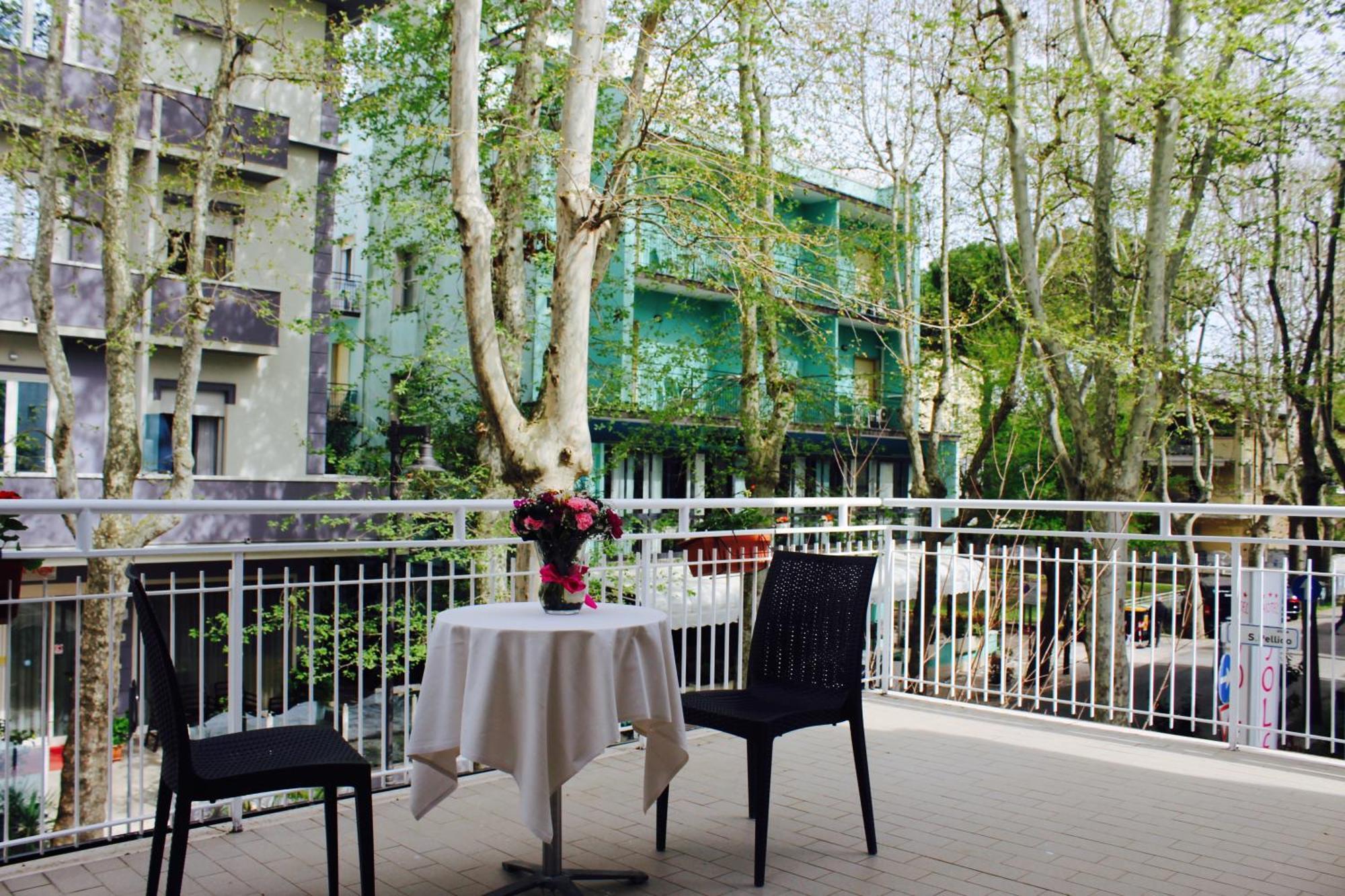 Blue Hotel تْشيزيناتيكو المظهر الخارجي الصورة