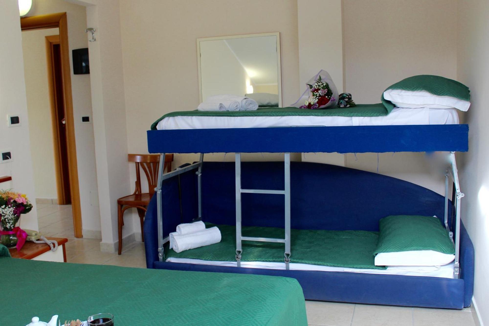 Blue Hotel تْشيزيناتيكو المظهر الخارجي الصورة