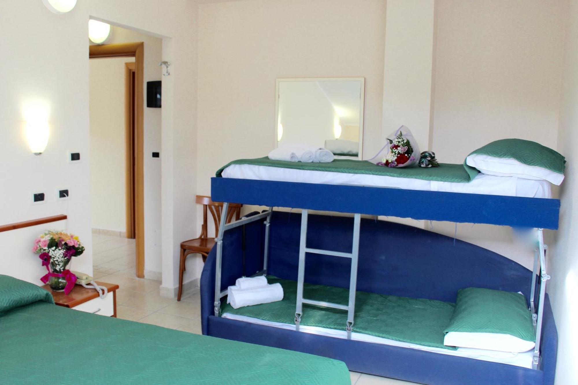 Blue Hotel تْشيزيناتيكو المظهر الخارجي الصورة