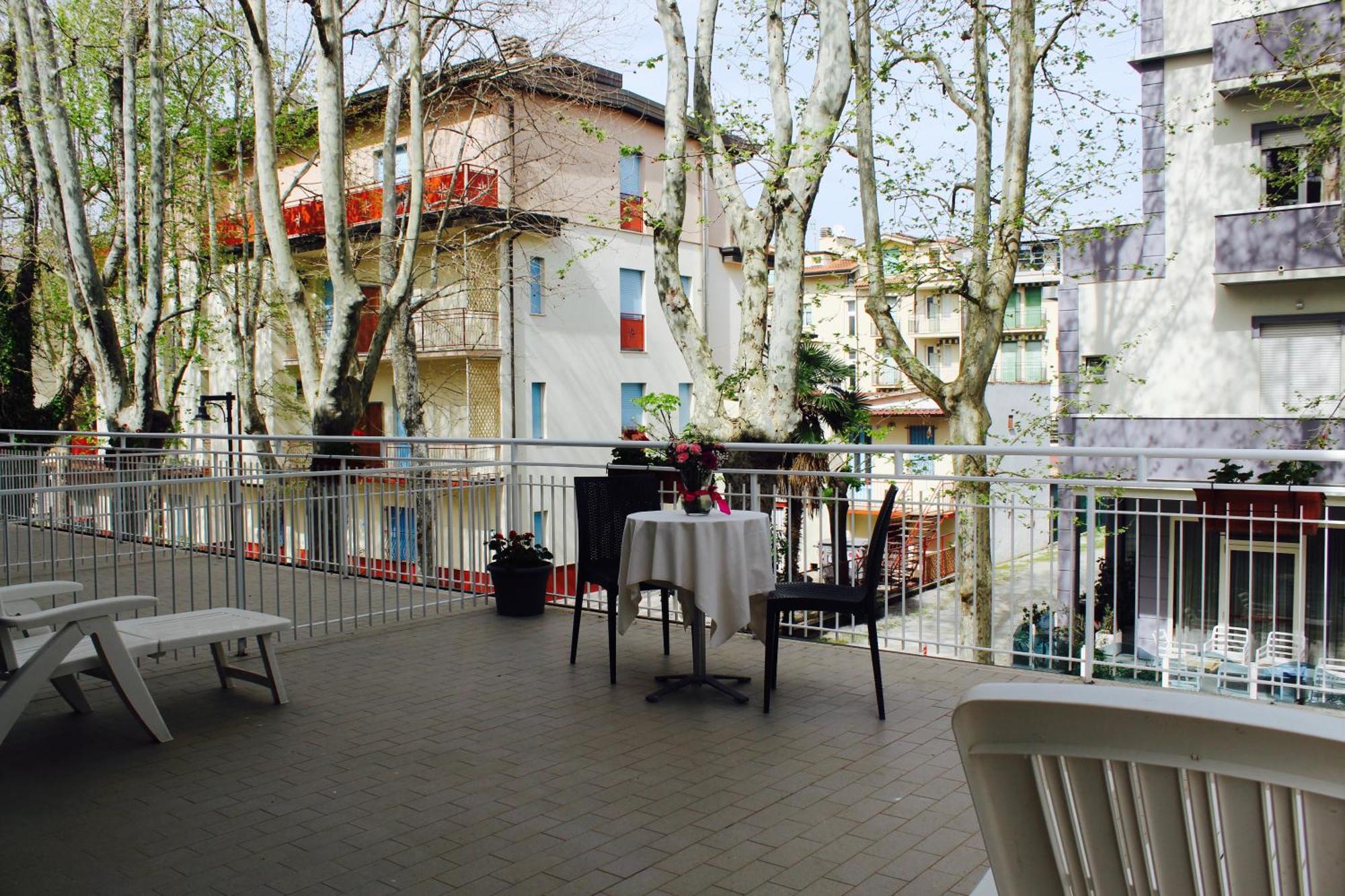 Blue Hotel تْشيزيناتيكو المظهر الخارجي الصورة