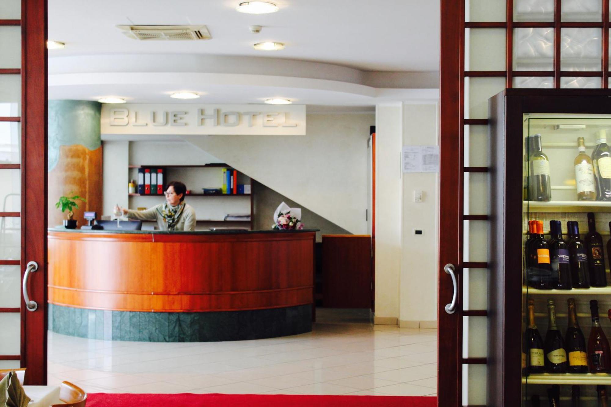 Blue Hotel تْشيزيناتيكو المظهر الخارجي الصورة