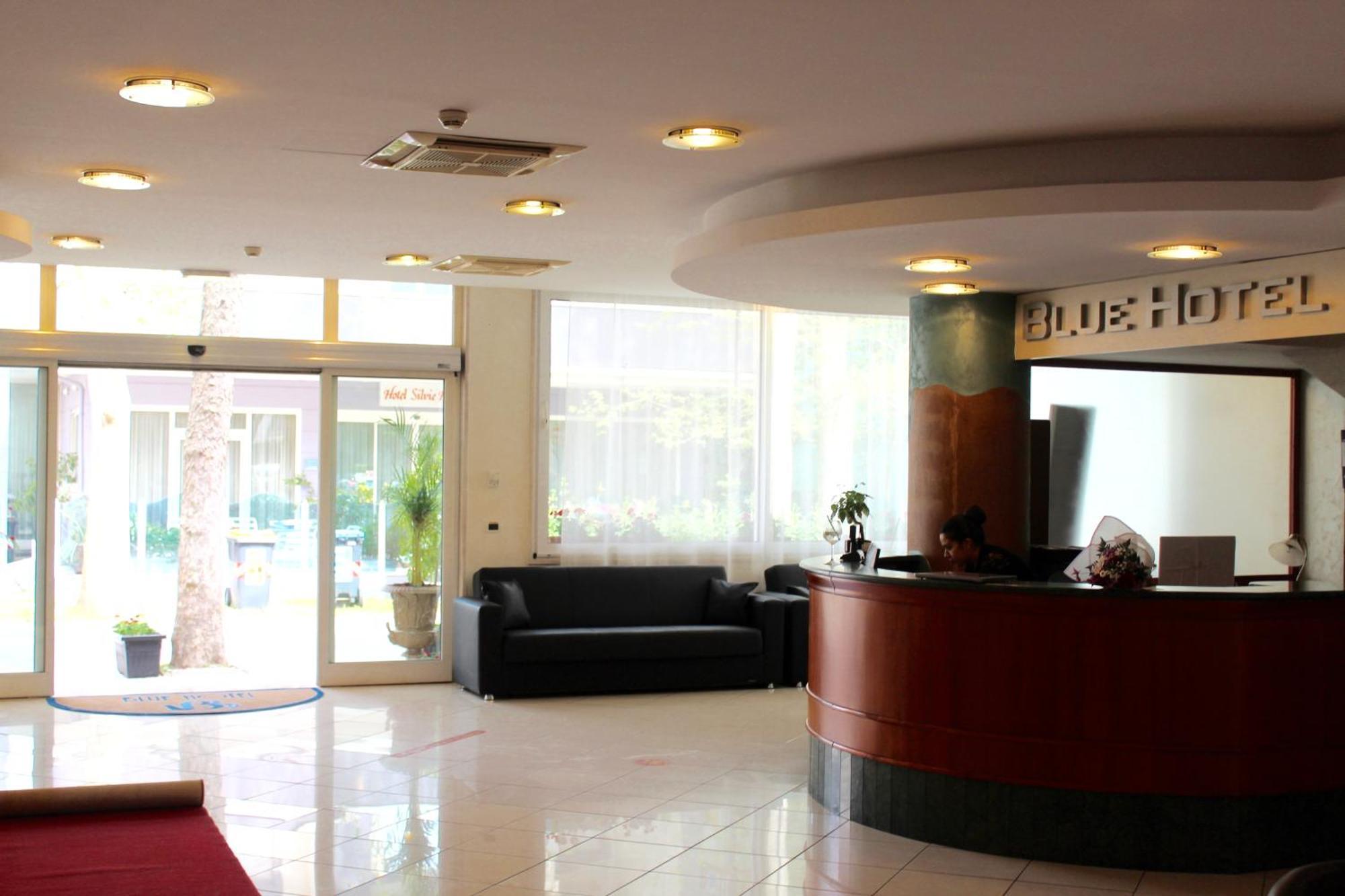 Blue Hotel تْشيزيناتيكو المظهر الخارجي الصورة