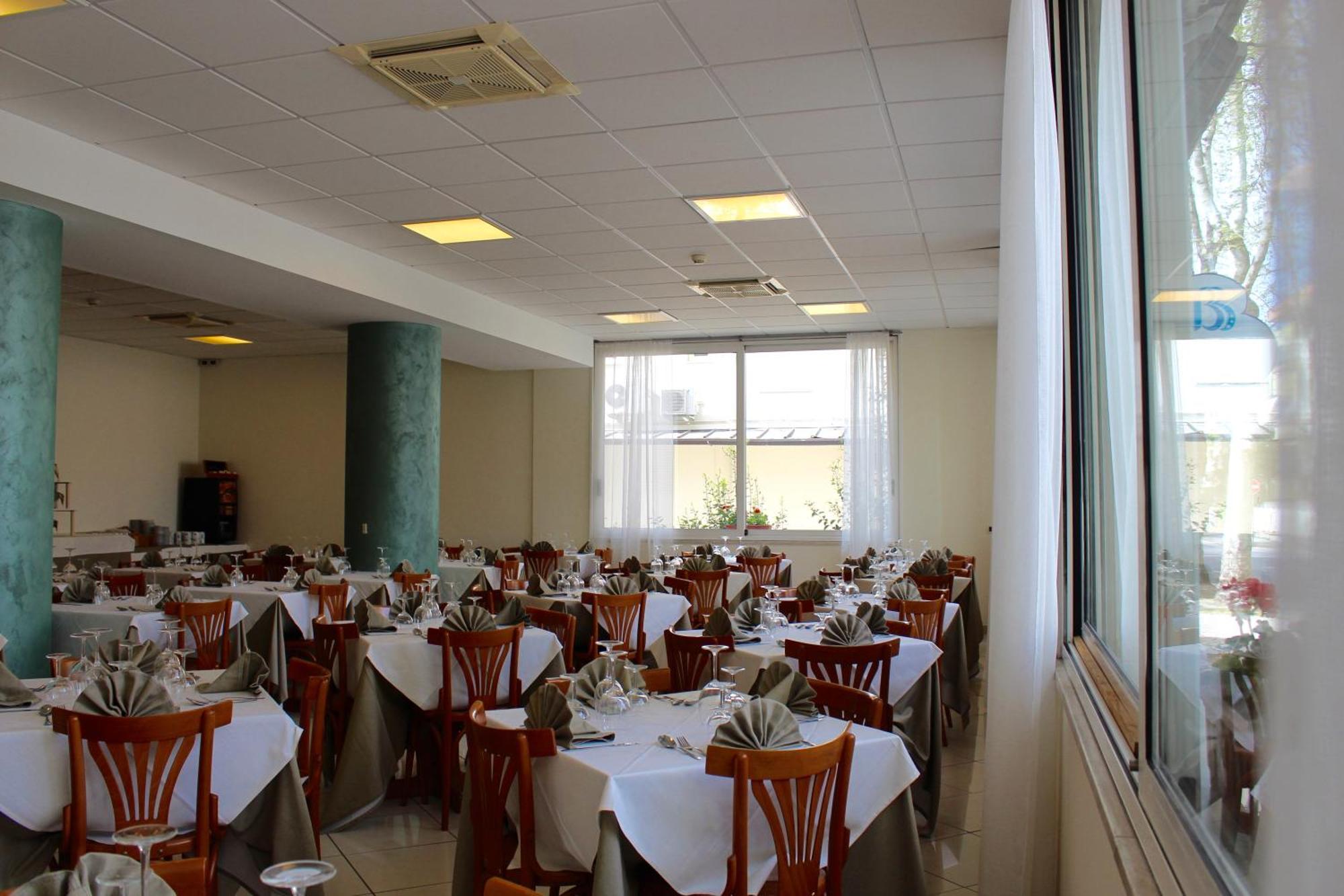 Blue Hotel تْشيزيناتيكو المظهر الخارجي الصورة